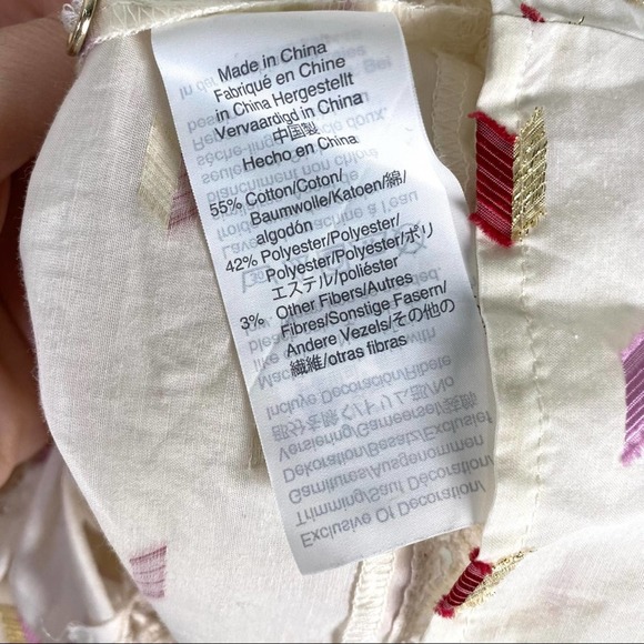 POINT SUR Ruffle Popover Blouse - Picture 7 of 7